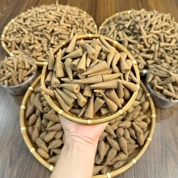Agarwood Incense with Warm Aroma