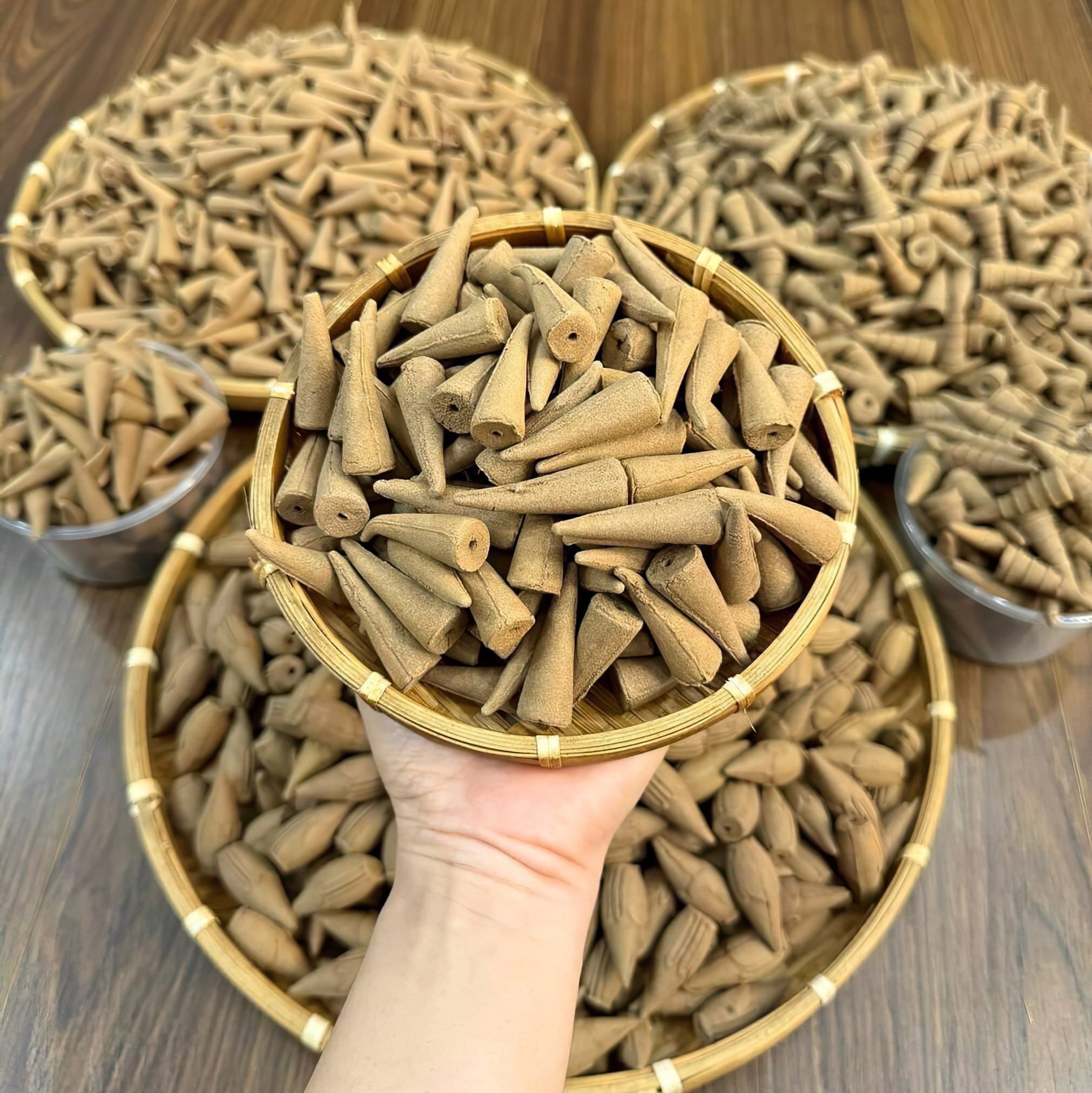 Agarwood Incense with Warm Aroma